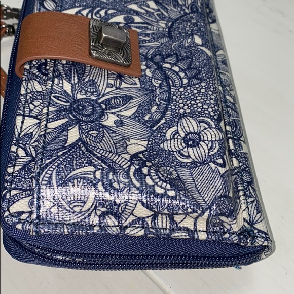 Sakroots Wallet on String Wristlet BNNT - Picture 9 of 11